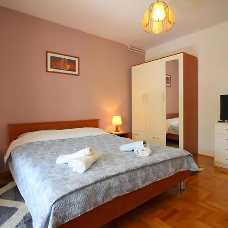 Apartmán Radojka Mit Terrasse, Nahe Altstadt Poreč